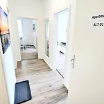 Modernes Mit Einzelbetten & Wlan & Kostenlosen Parkplaetzen & Voll Ausgestattet In Apartment *
