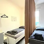 Modernes Mit Einzelbetten & Wlan & Kostenlosen Parkplaetzen & Voll Ausgestattet In * Altena