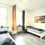 Apartment Modernes Mit Einzelbetten & Wlan & Kostenlosen Parkplaetzen & Voll Ausgestattet In Altena
