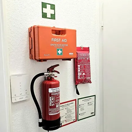 Lejlighed -cs24- In - Six Beds - Alt0102 Altena