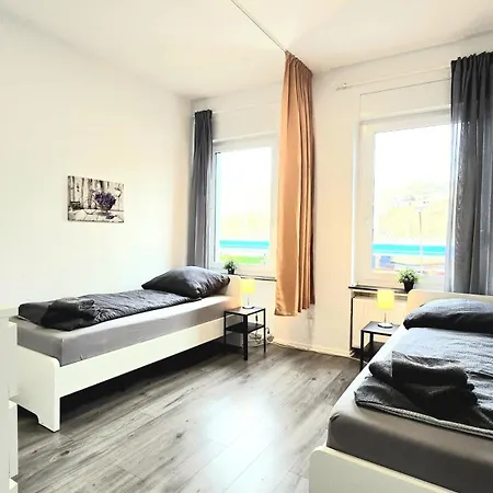 아파트 Monteurwohnung! Modernes Mit Einzelbetten & Wlan & Kostenlosen Parkplaetzen & Voll Ausgestattet In - Alt 01 Und 02 *