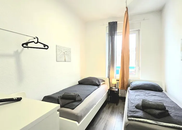 -cs24- In - Six Beds - Alt0102 Appartement Altena